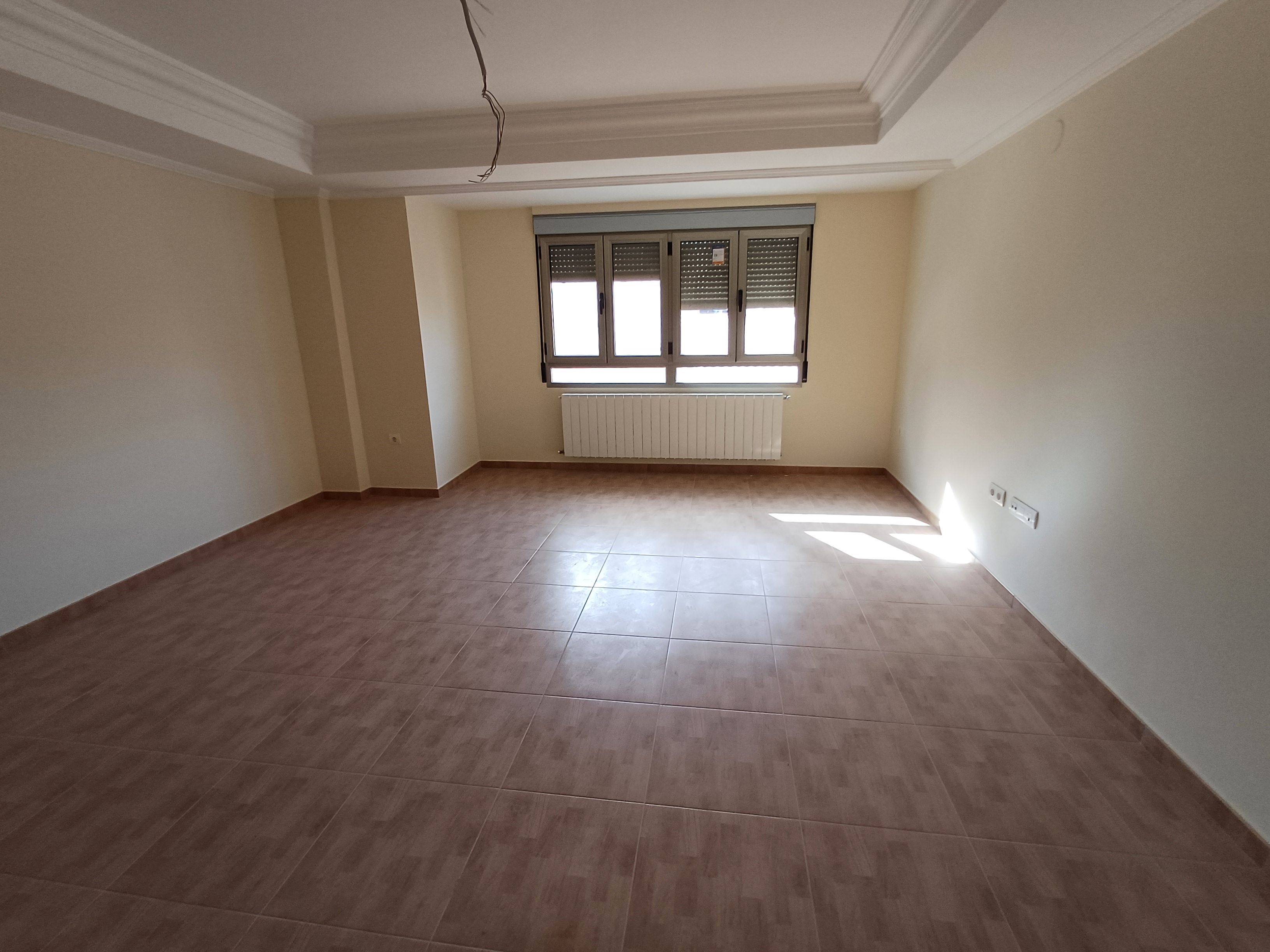 PISOS NUEVOS CENTRICOS Y EN YECLA