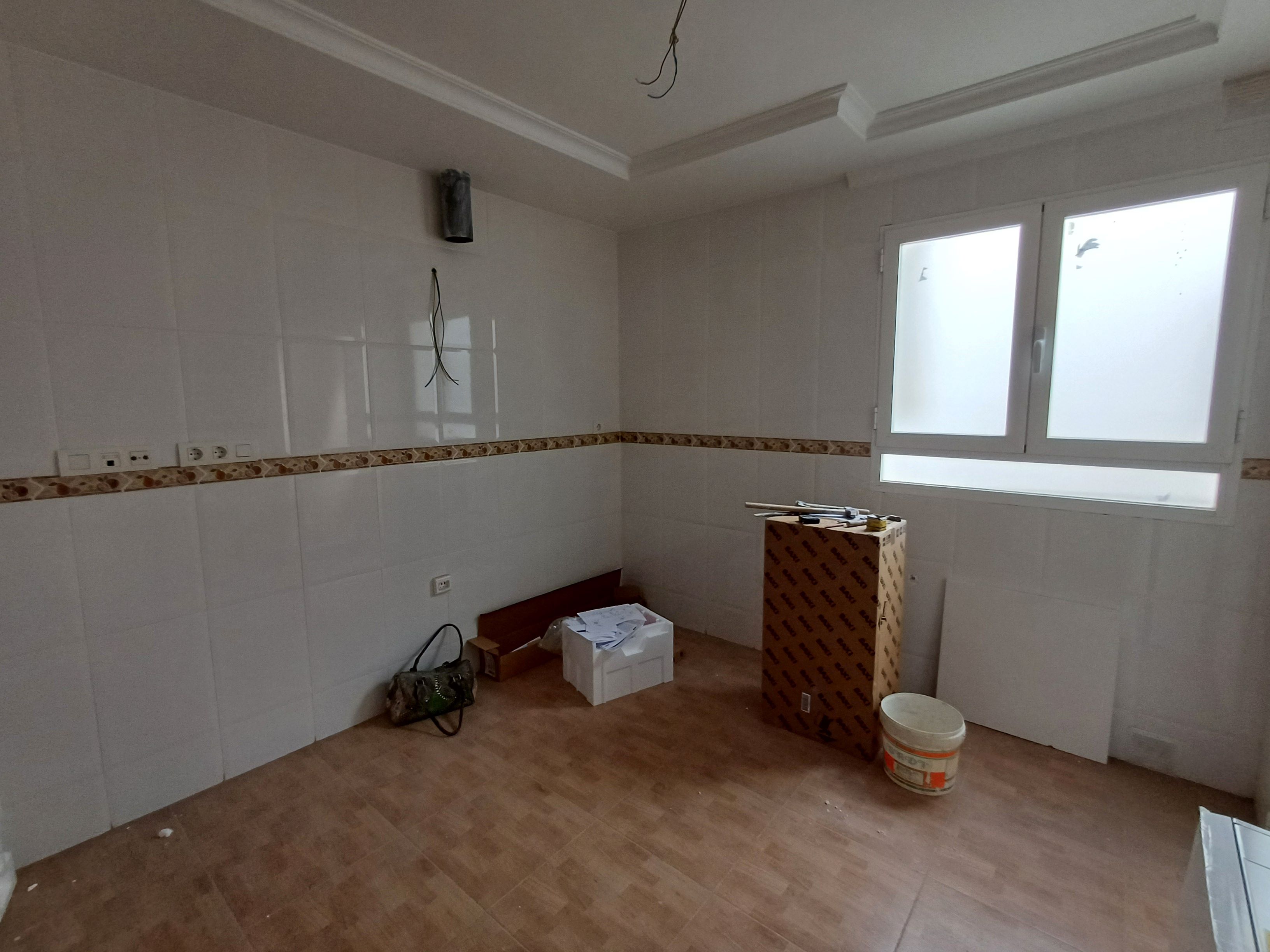 PISOS NUEVOS CENTRICOS Y EN YECLA