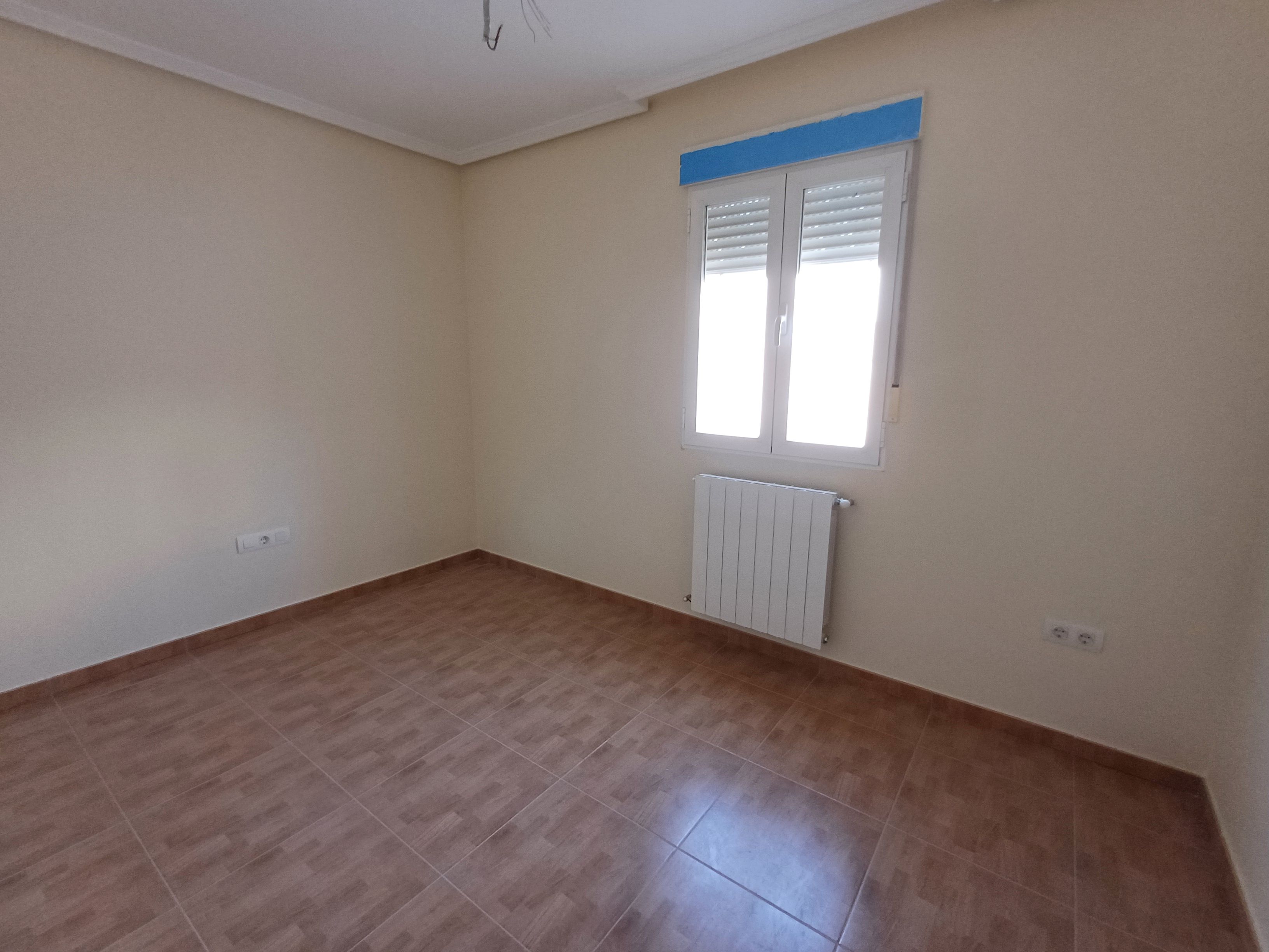 PISOS NUEVOS CENTRICOS Y EN YECLA