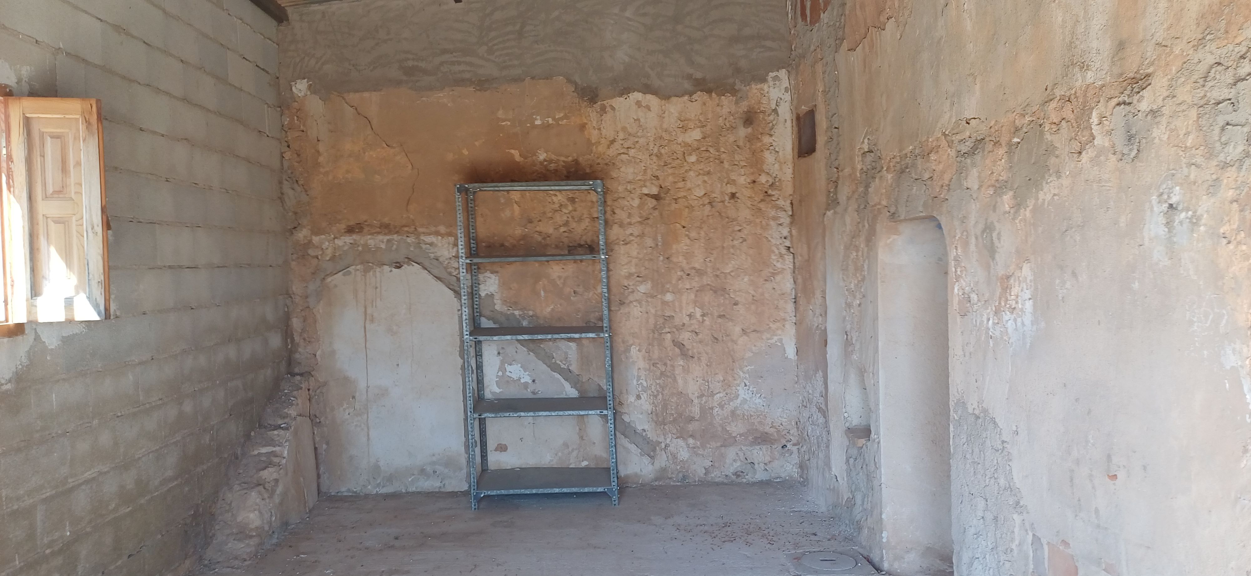 CHALET ADOSADO PARA ARREGLAR Y EN YECLA