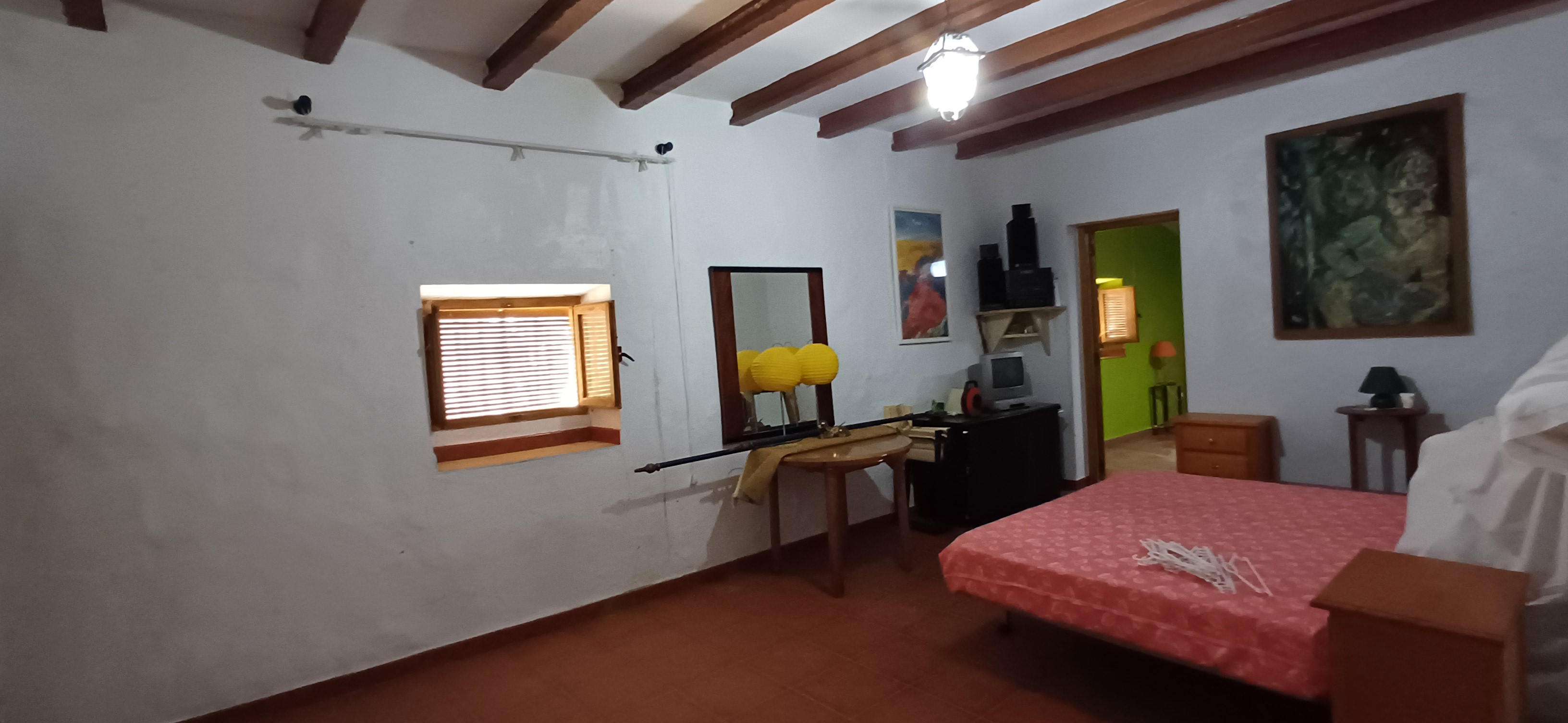 CASA DE CAMPO GRANDE,COCHERA CERRADA Y EN YECLA