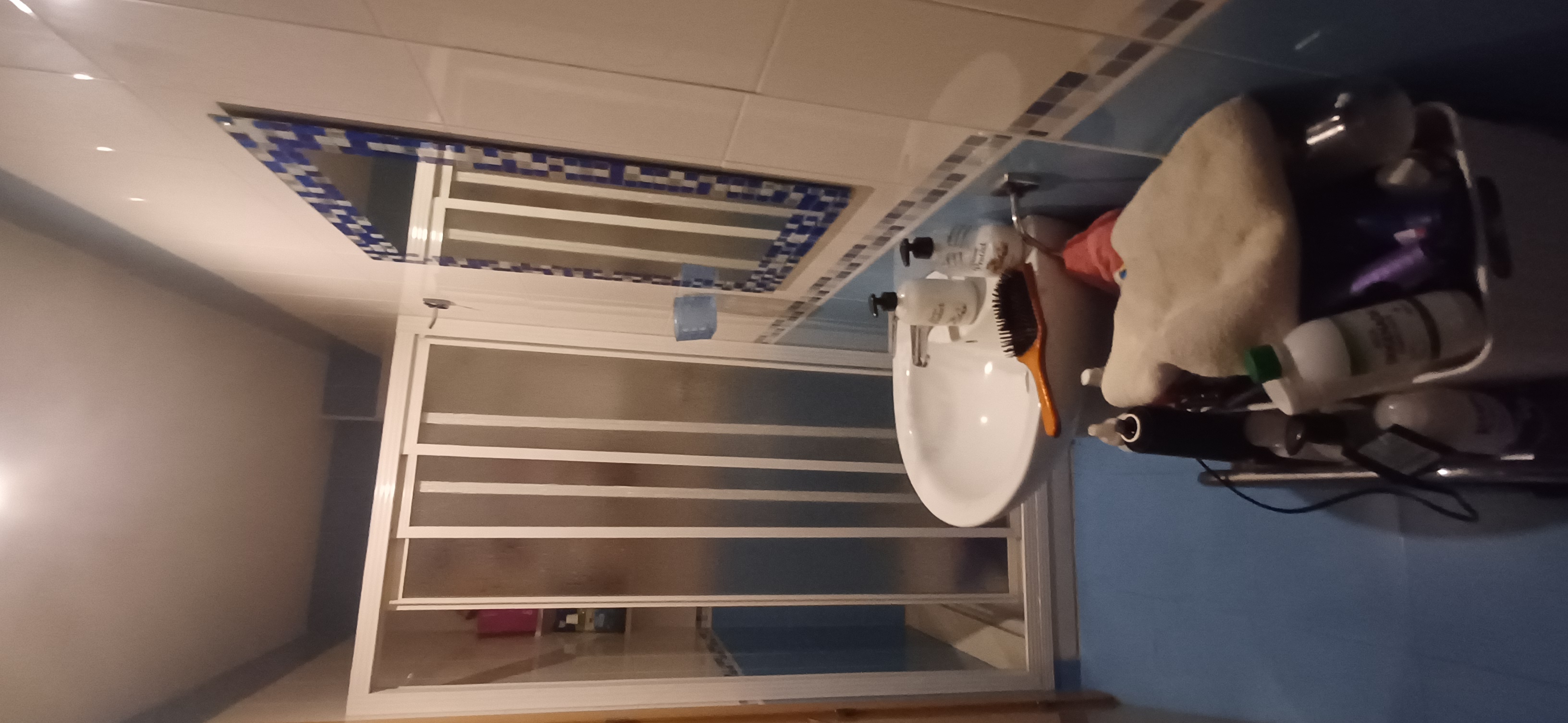 DUPLEX DE 200 MTS. EN ZONA RESIDENCIAL Y EN YECLA