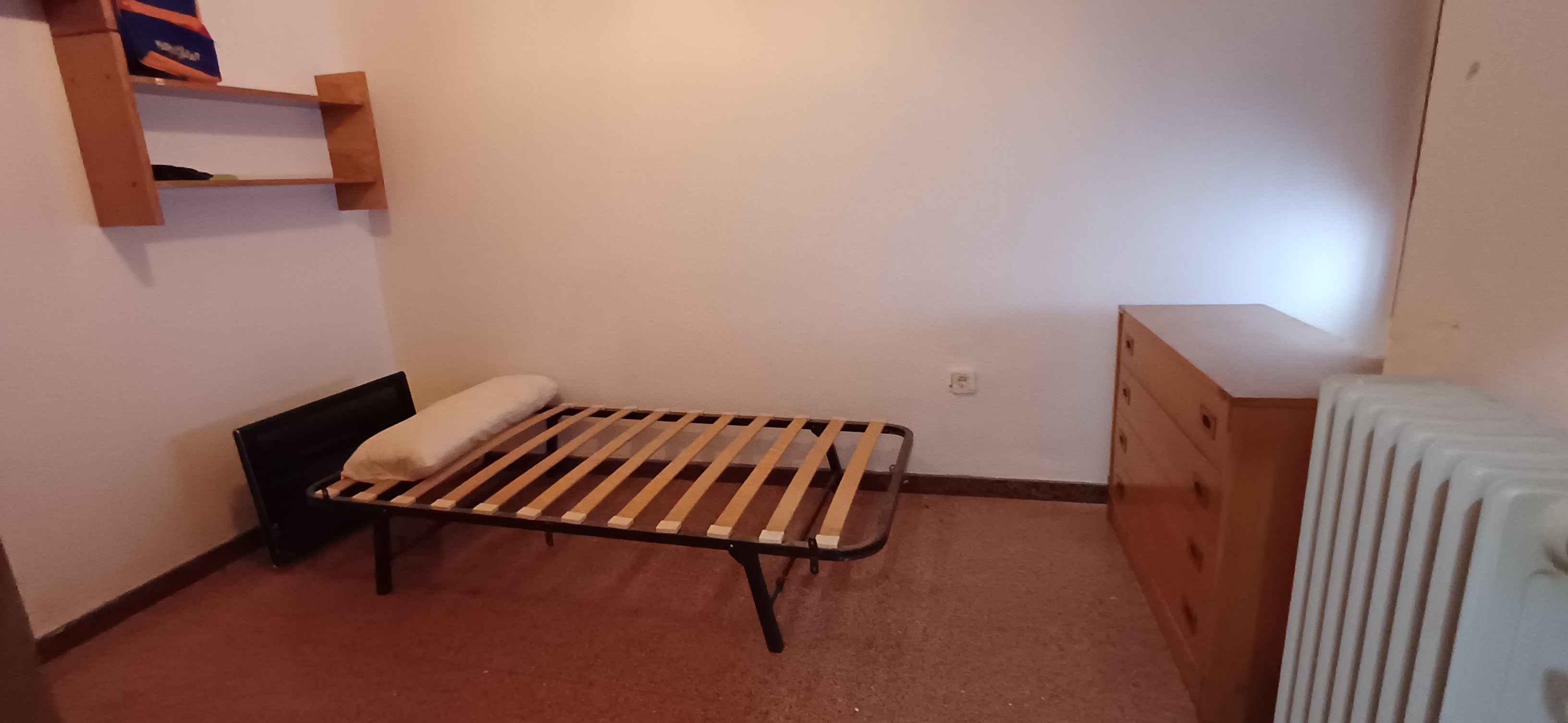 PISO CON ASCENSOR MUY CENTRICO Y EN YECLA