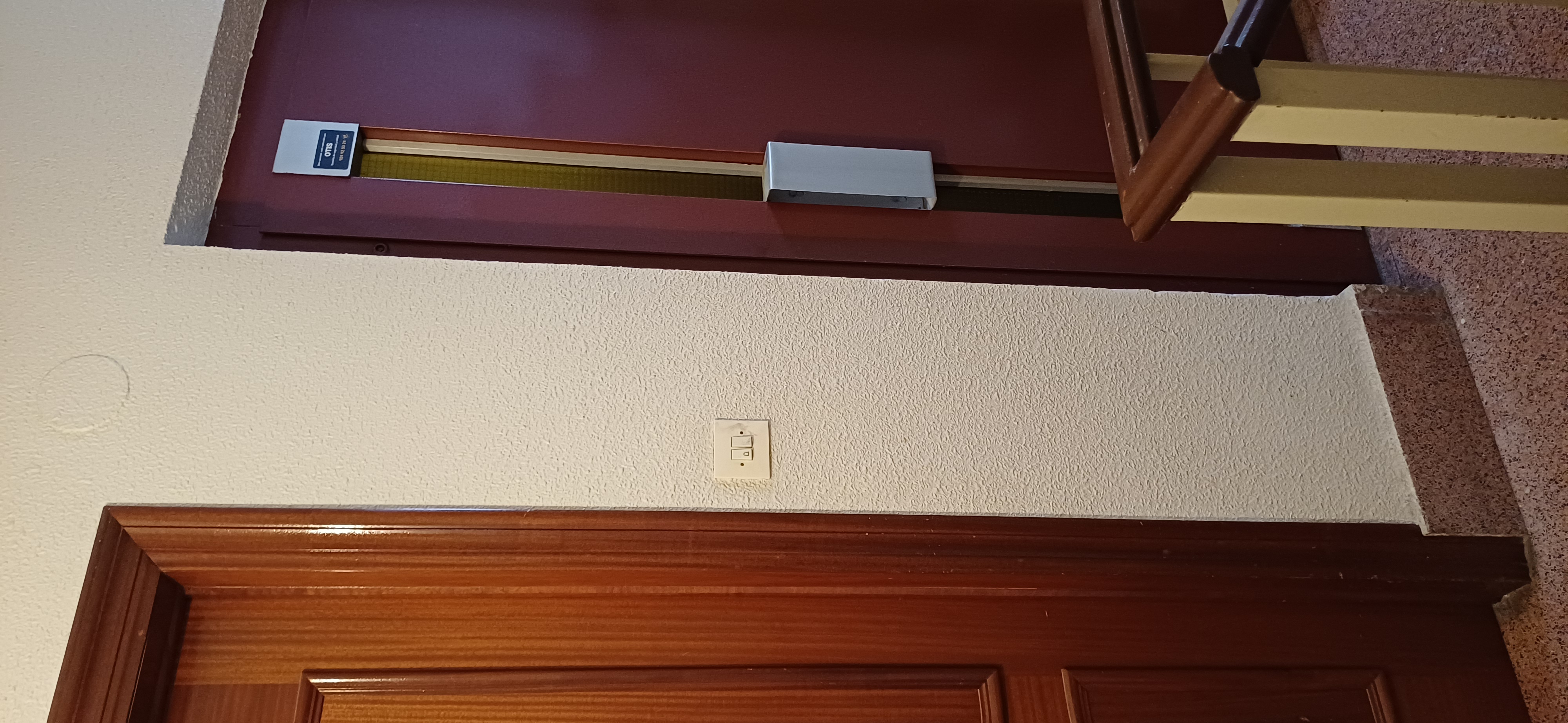 PISO CON ASCENSOR MUY CENTRICO Y EN YECLA