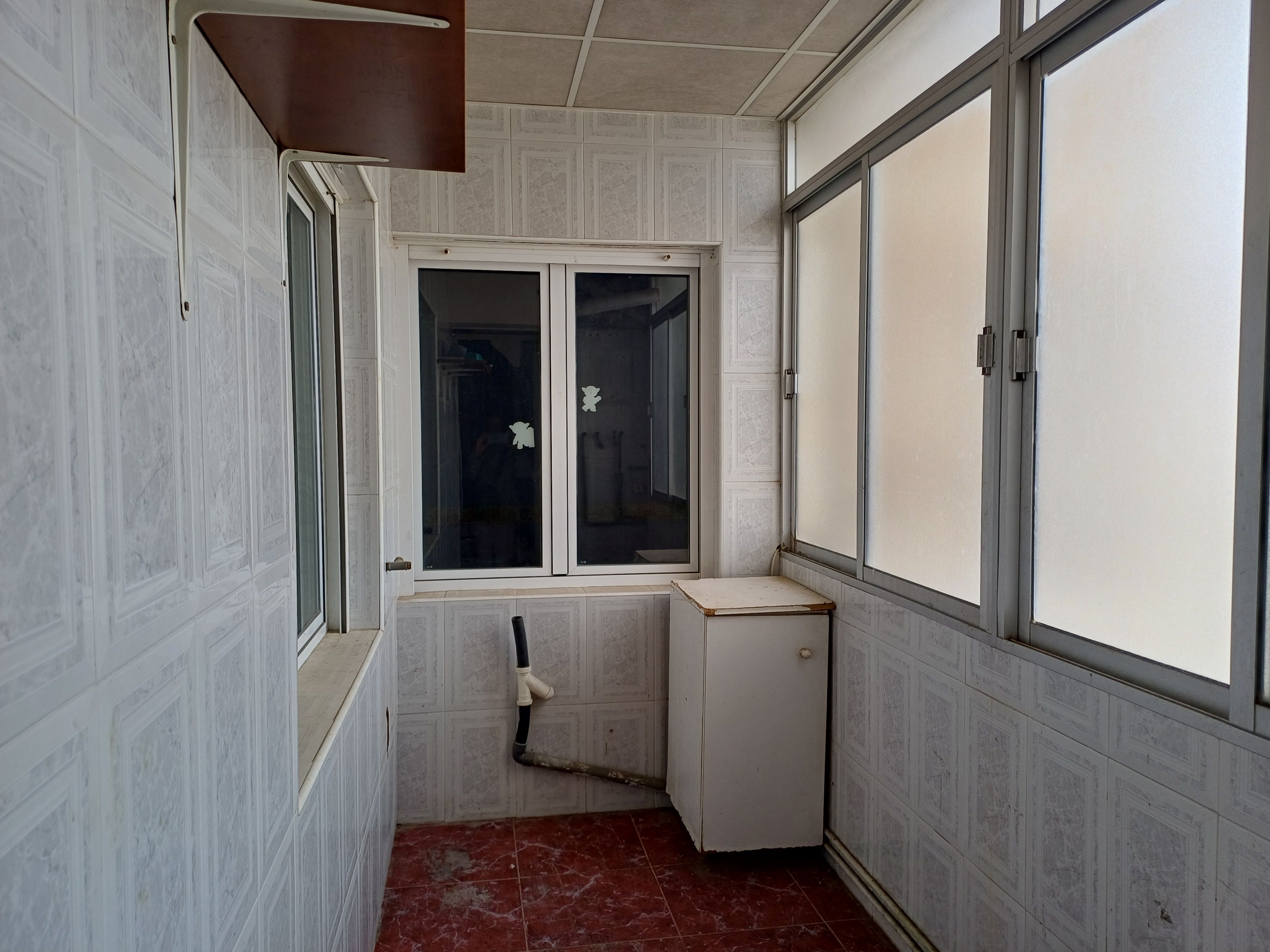 PISO EN CALLE COLON MUY CENTRICO Y EN YECLA