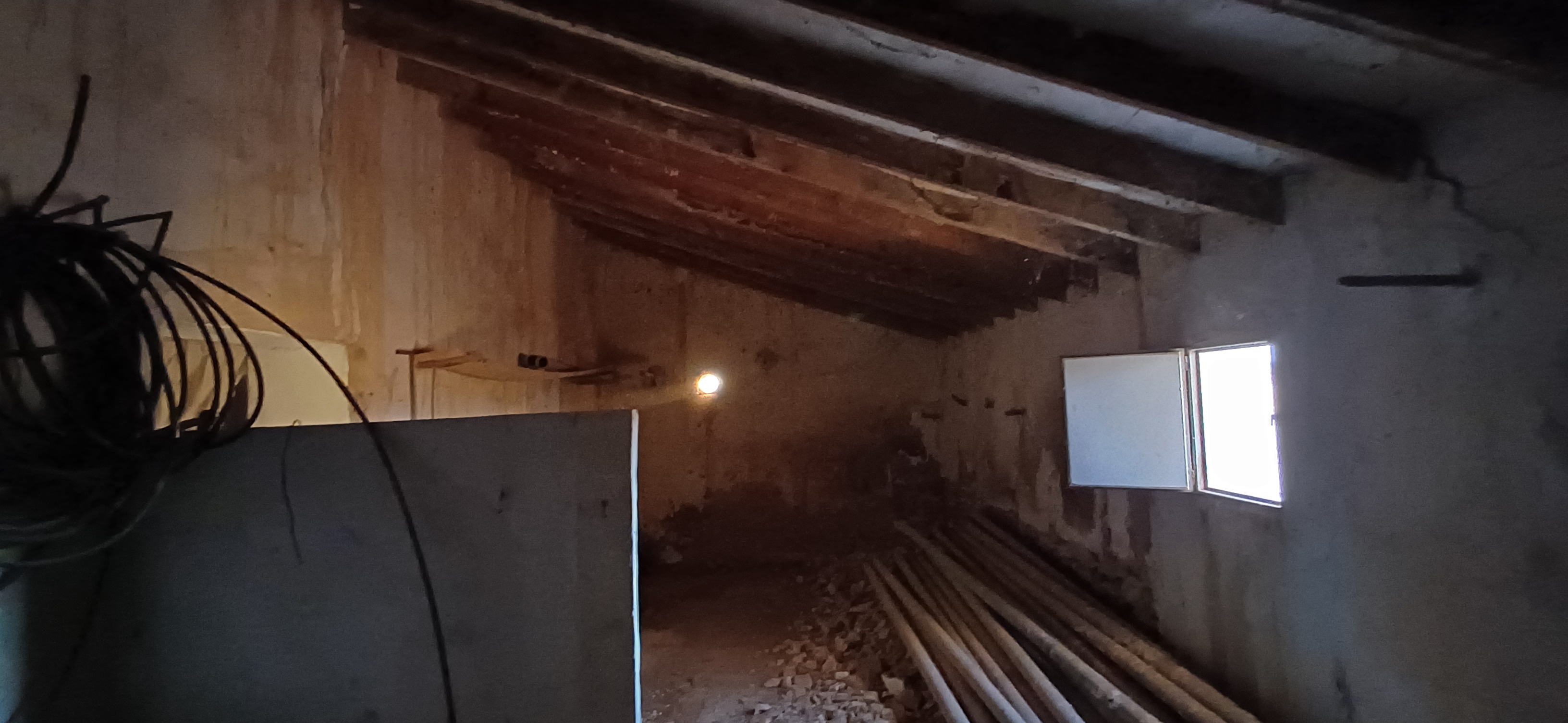 TERRENO RUSTICO CON AGUA DE POZO Y CASA EN YECLA