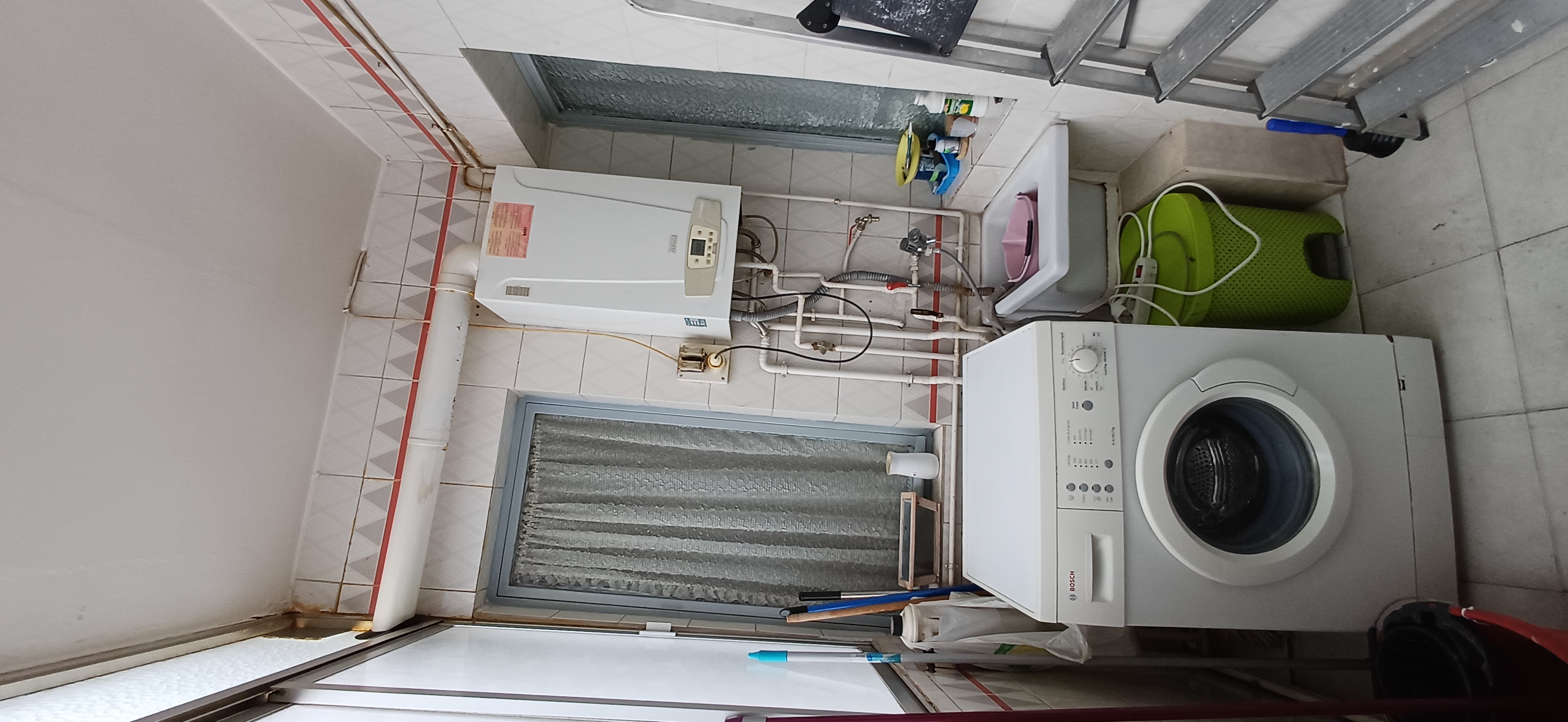 PISO GRANDE CERCA DE PLAZA DE SAN CAYETANO EN YECLA