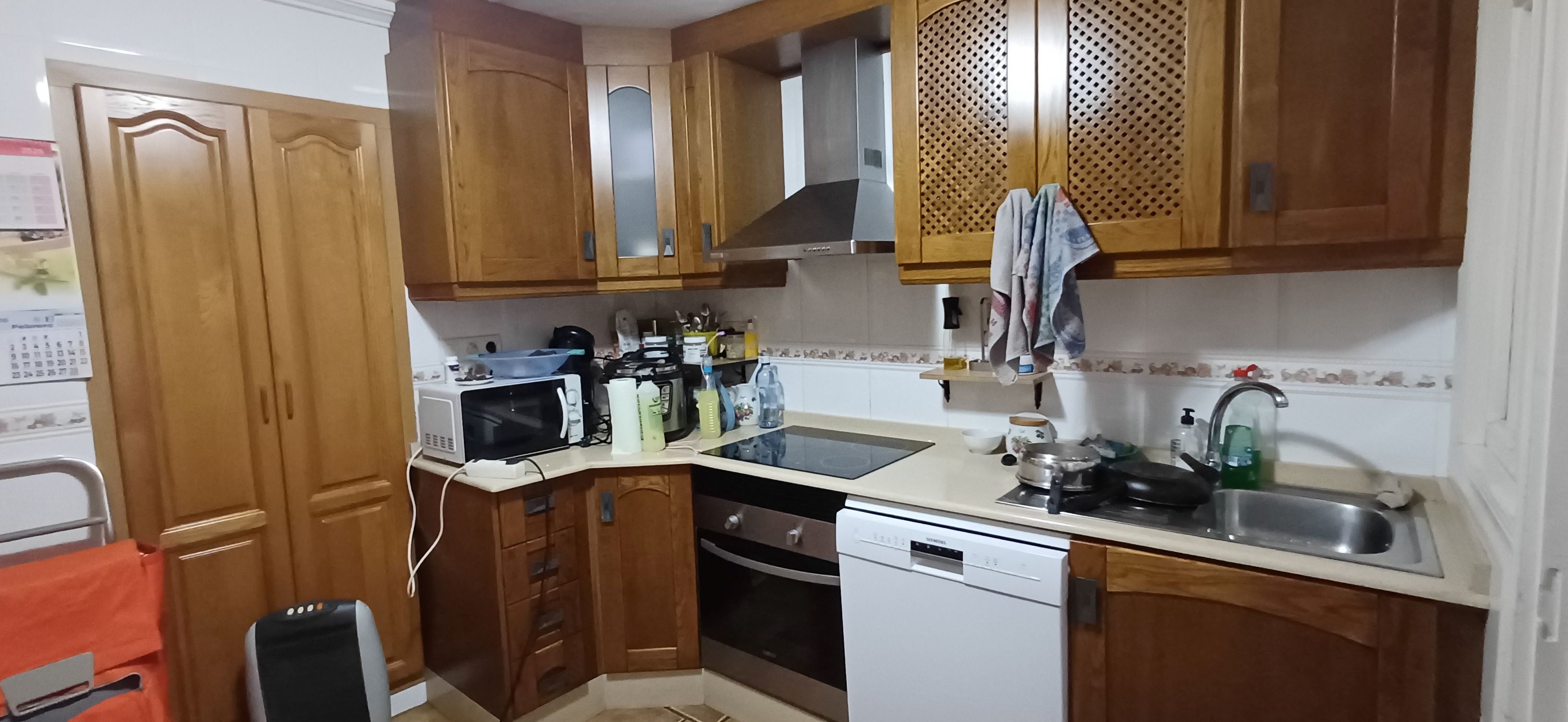 CASA INDEPENDIENTE CERCA DEL AYUNTAMIENTO DE YECLA