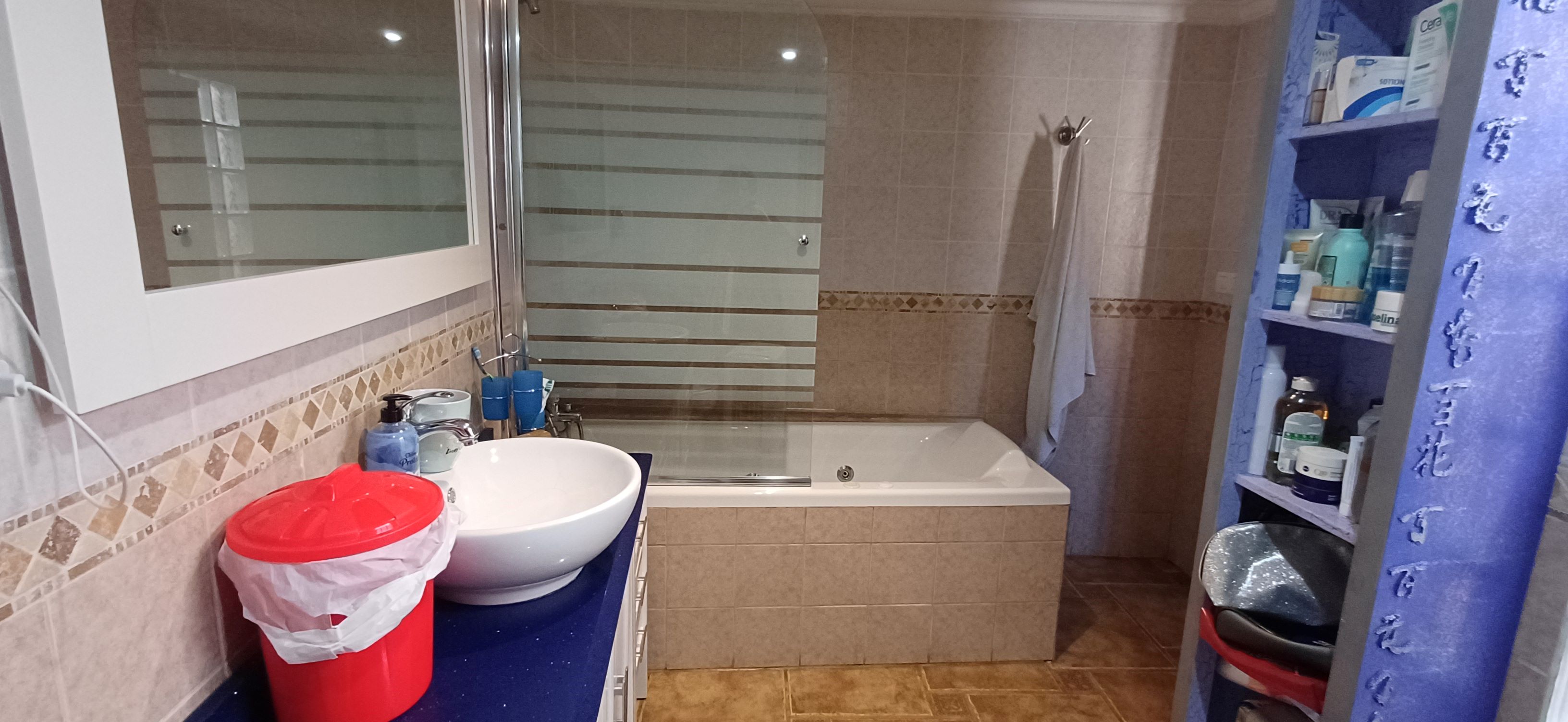 CASA INDEPENDIENTE CERCA DEL AYUNTAMIENTO DE YECLA