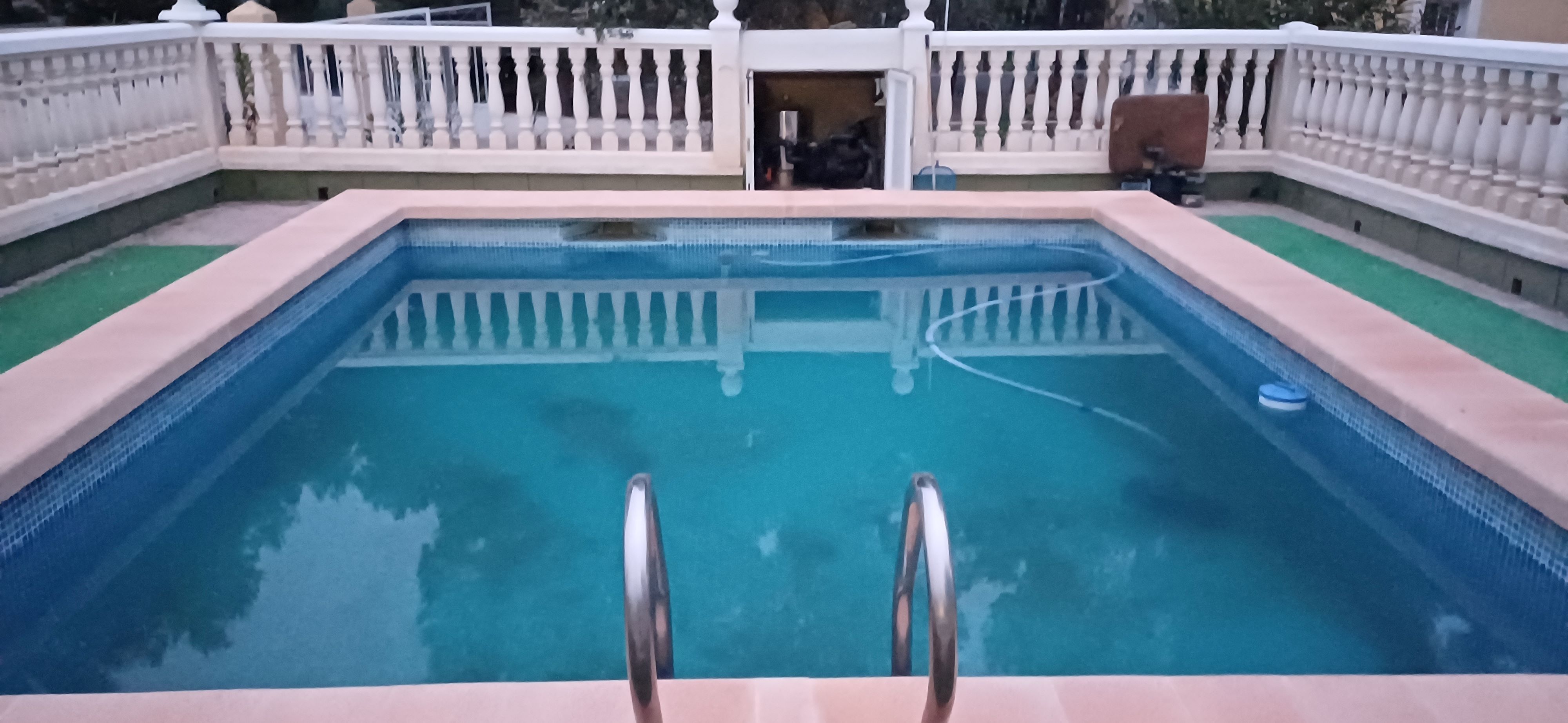 CHALET PARA VIVIR TODO EL AÑO Y MUY CERCA DE YECLA