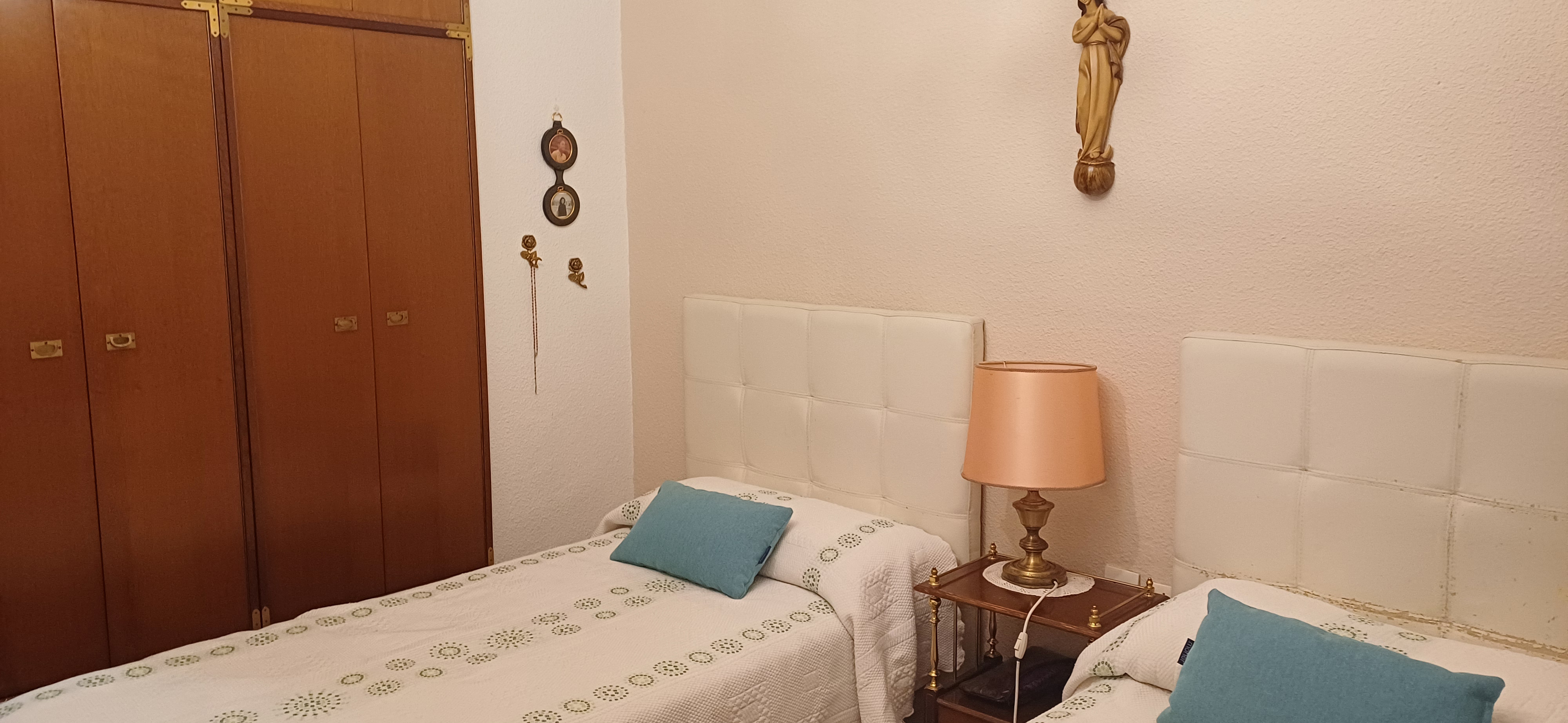 PISO GRANDE CON ASCENSOR SUPER CENTRICO Y EN YECLA