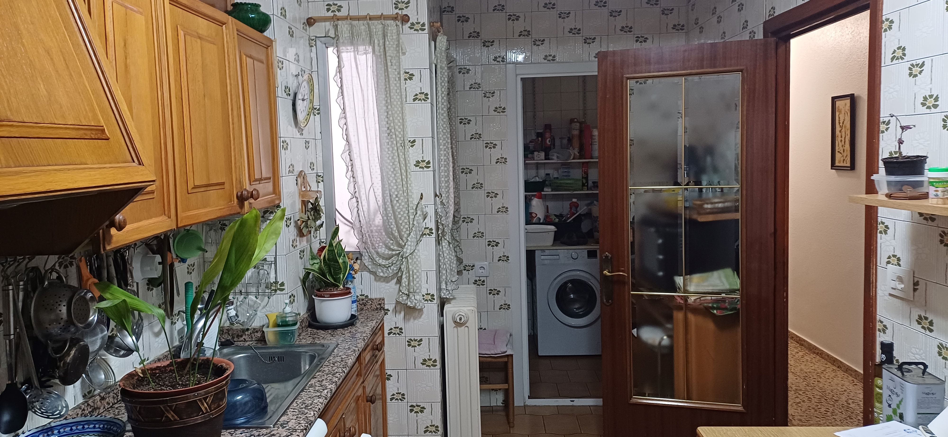 PISO GRANDE CON ASCENSOR SUPER CENTRICO Y EN YECLA