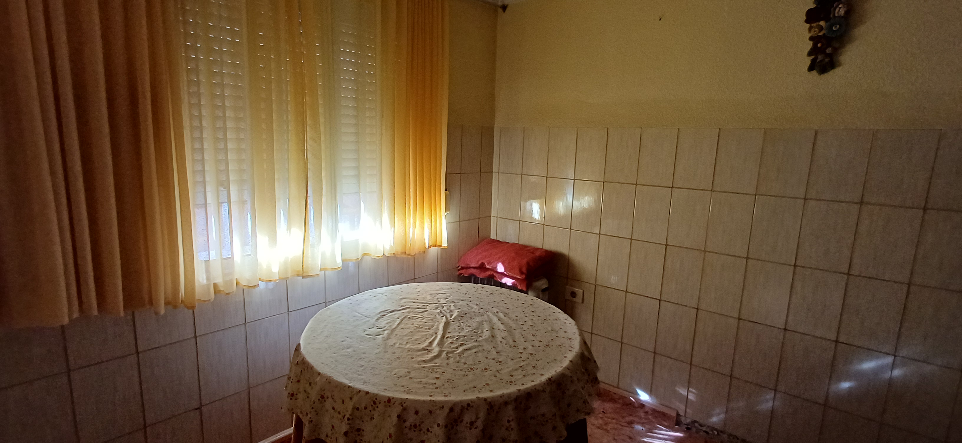 CASA PARA ENTRAR A VIVIR CERCA DEL AYUNTAMIENTO DE YECLA