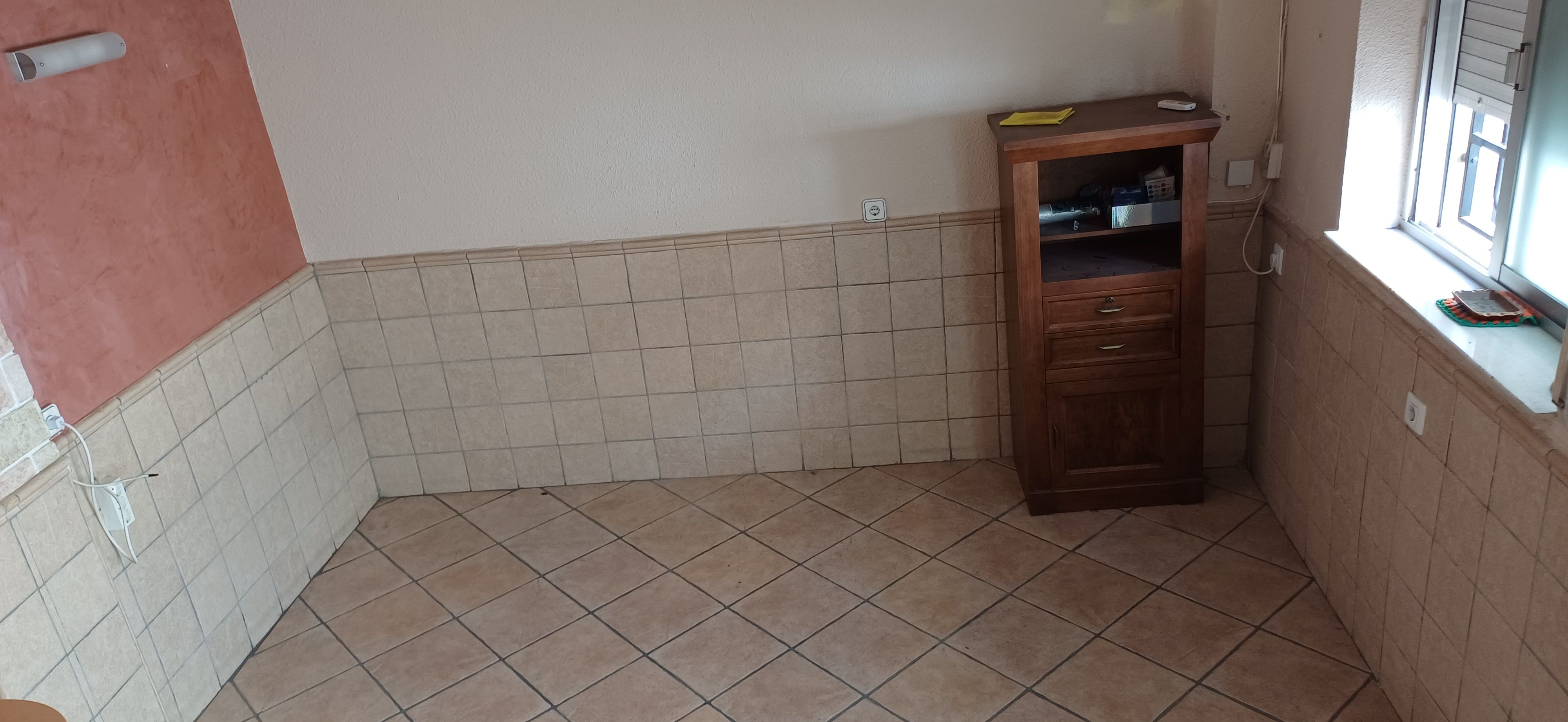 CASA PEQUEÑA EN 2 PLANTAS CON 34 METROS EN YECLA