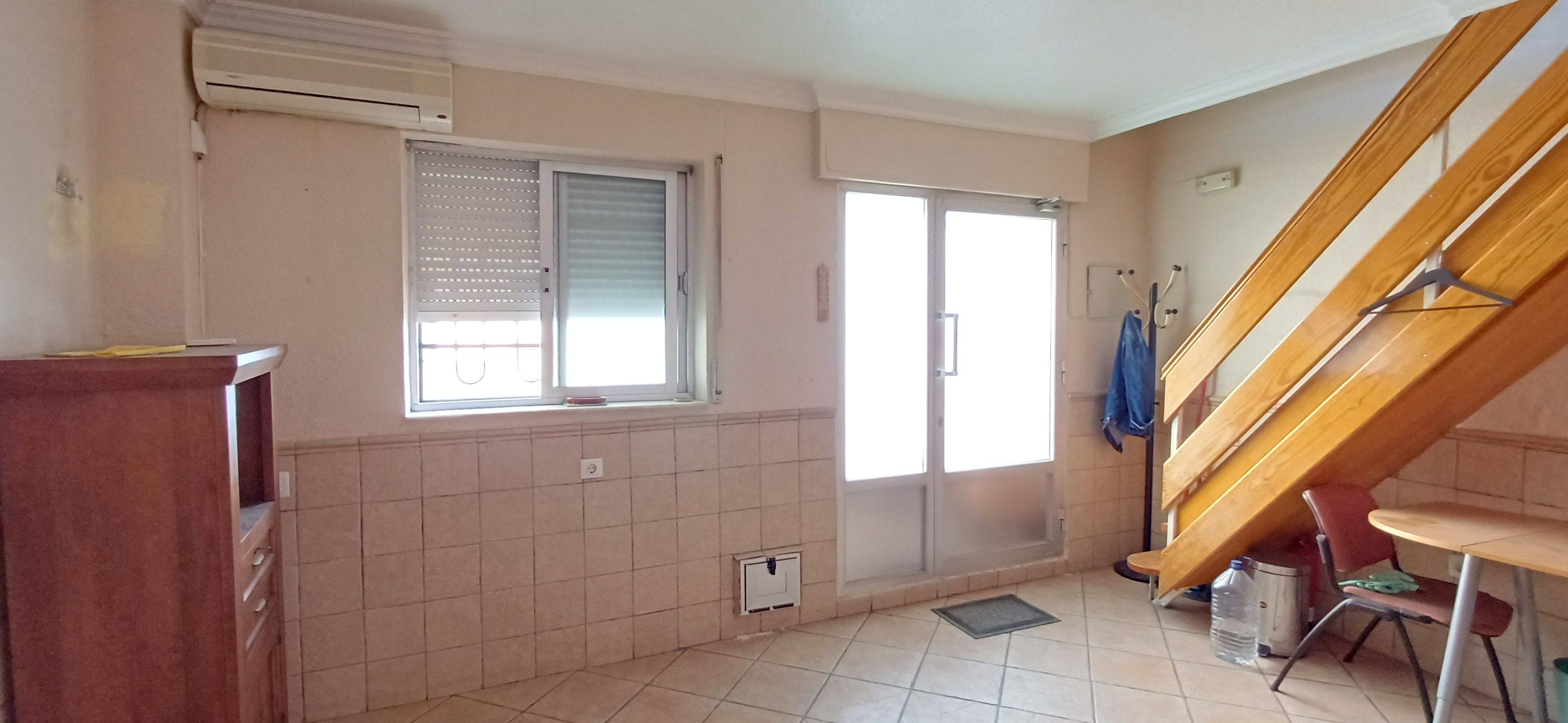 CASA PEQUEÑA EN 2 PLANTAS CON 34 METROS EN YECLA