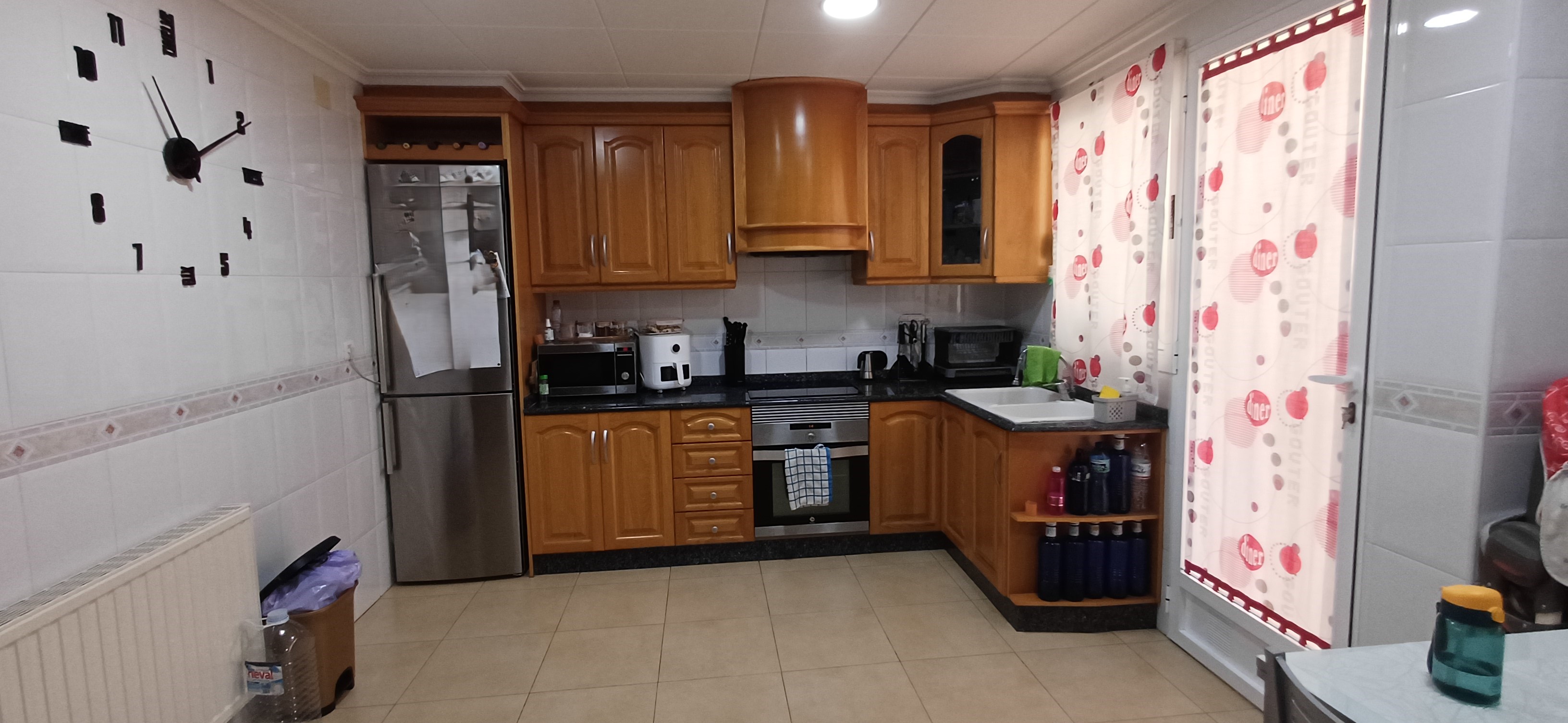 CASA DUPLEX EN UNA PLAZA CON 2 GARAJES Y EN YECLA