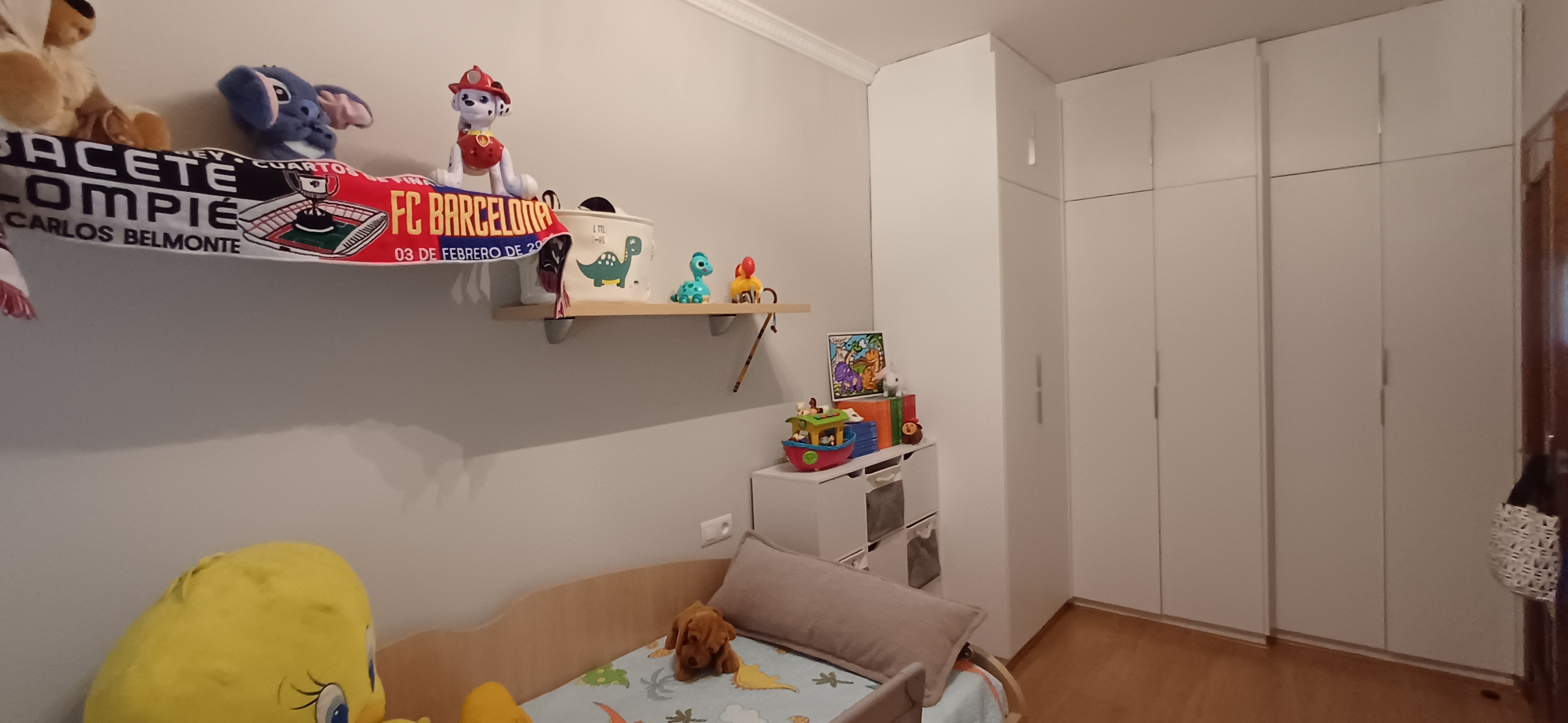 CASA DUPLEX EN UNA PLAZA CON 2 GARAJES Y EN YECLA