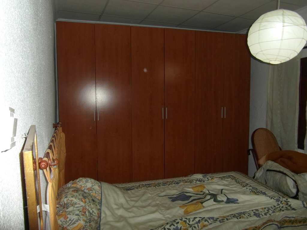 CHALET A 1 KM DE YECLA PARA VIVIR TODO EL AÑO