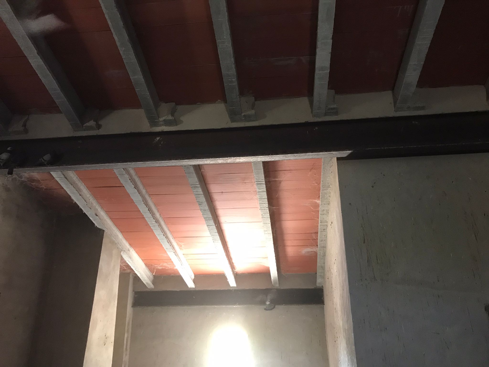 CASA DE CAMPO ADOSADA DE 103 MTS. EN YECLA