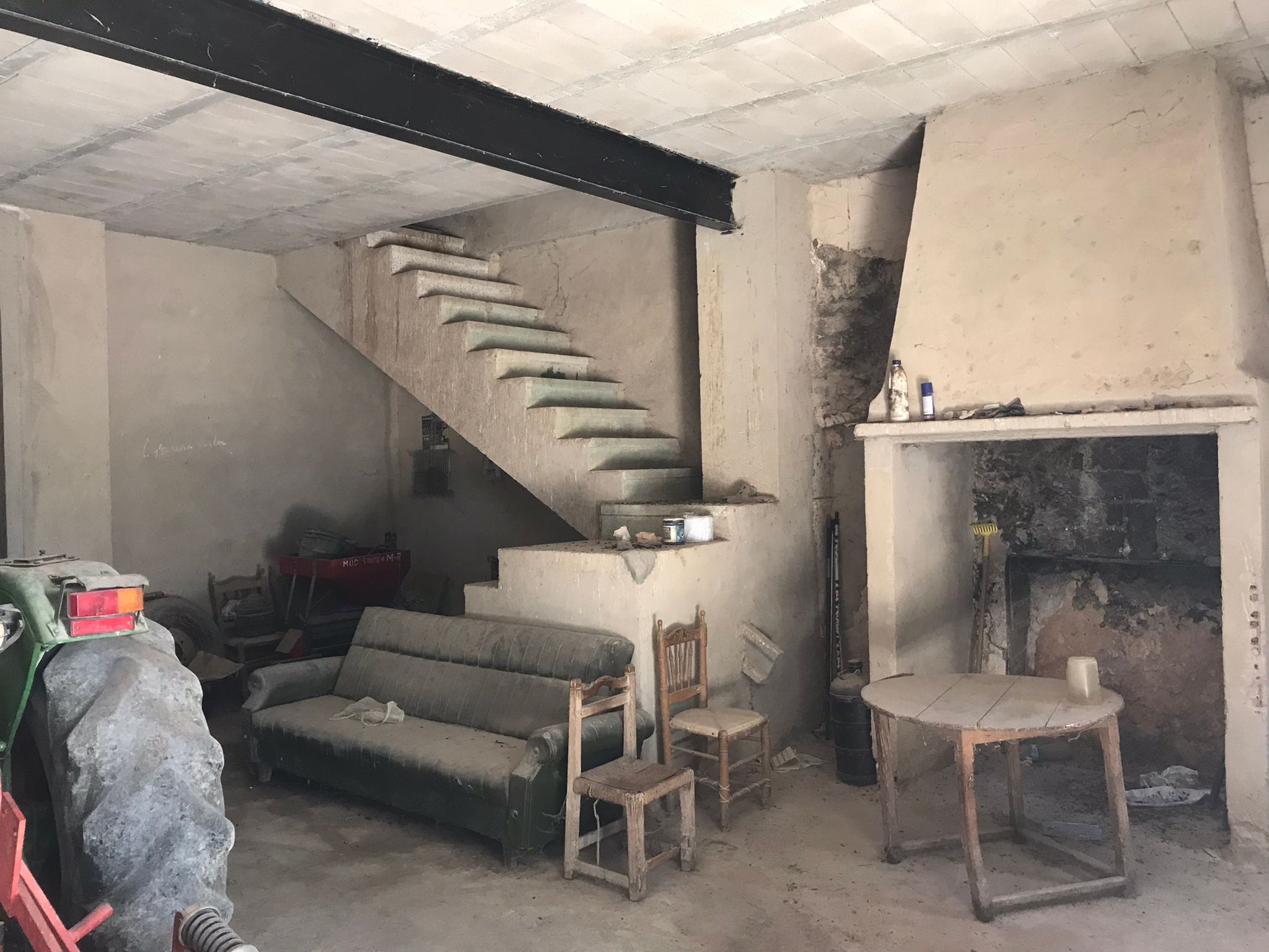 CASA DE CAMPO ADOSADA DE 103 MTS. EN YECLA