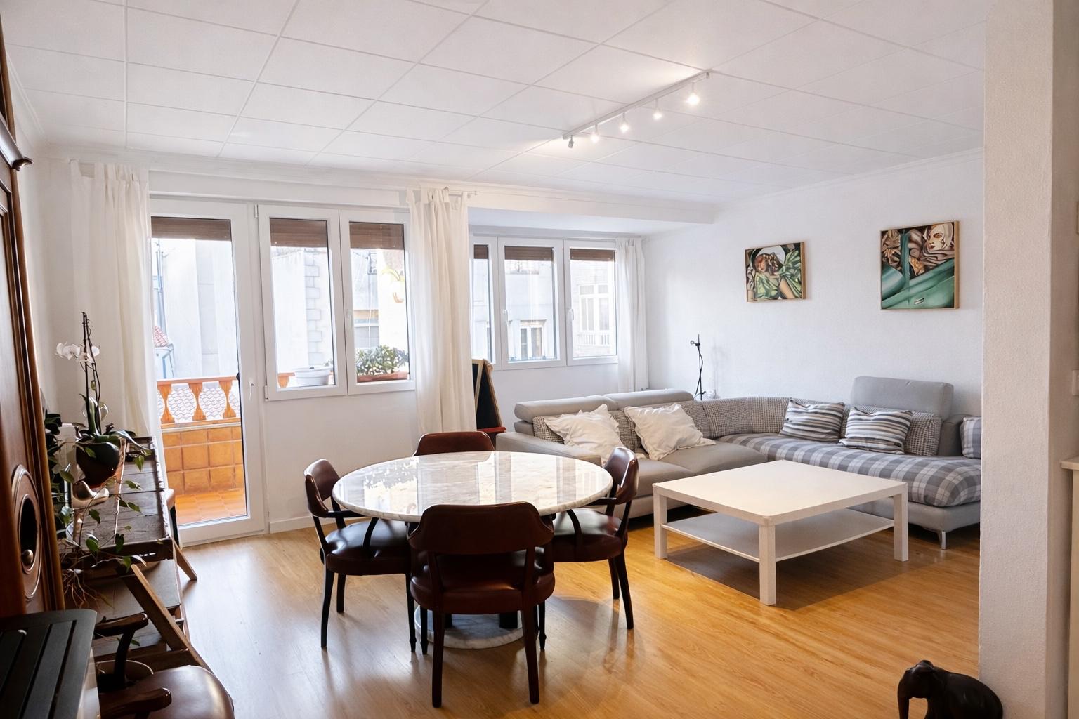 PISO CON ASCENSOR REFORMADO Y MUY CENTRICO EN YECLA