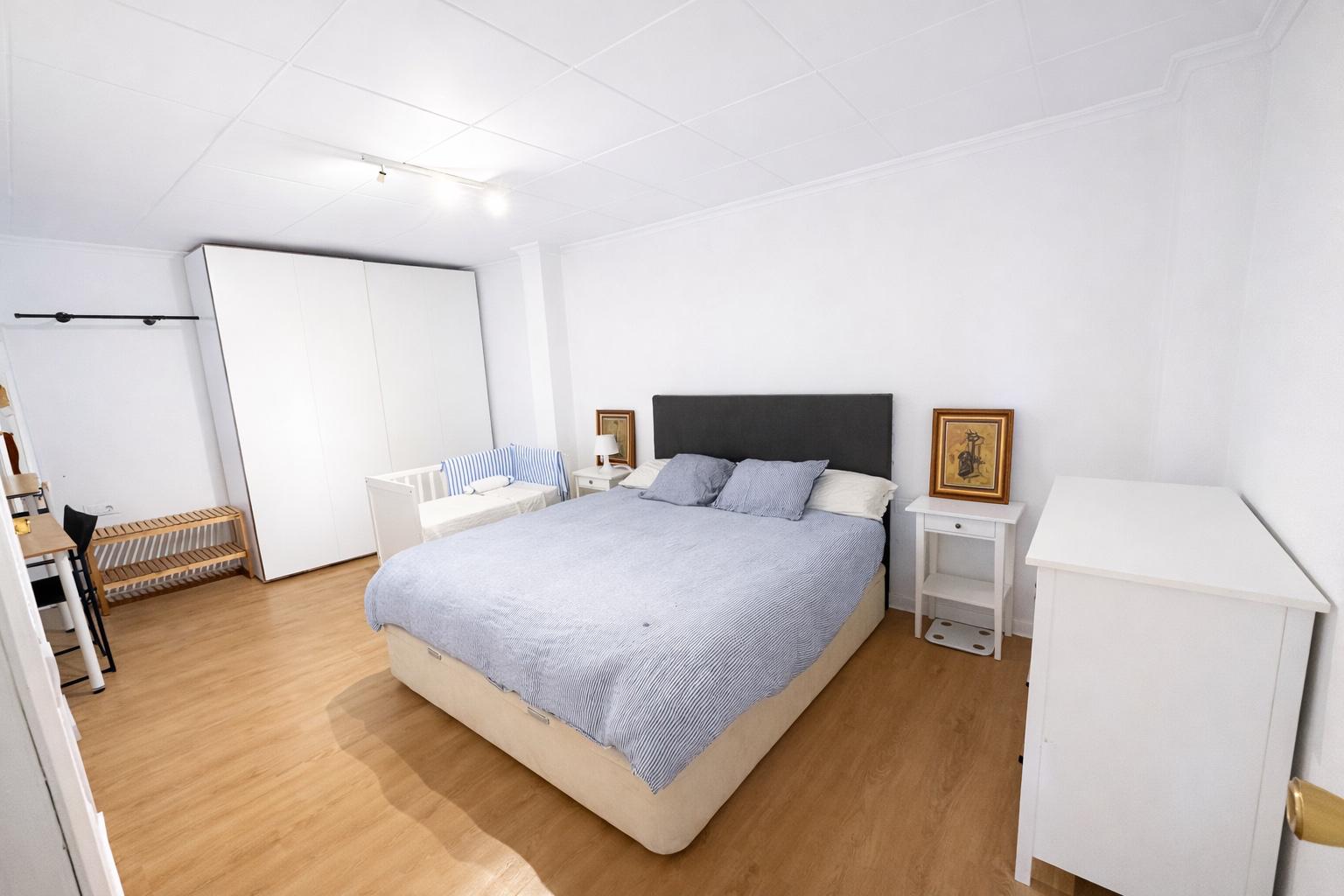 PISO CON ASCENSOR REFORMADO Y MUY CENTRICO EN YECLA