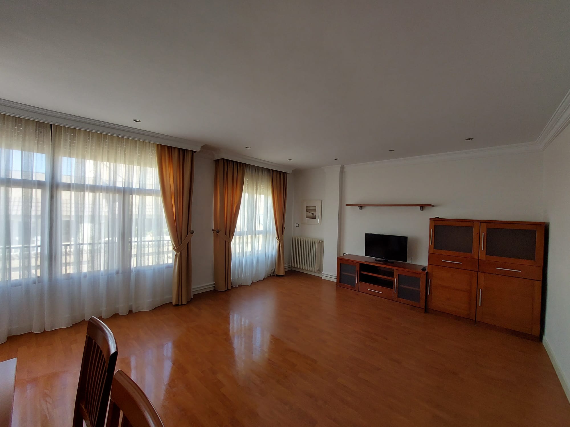 PISO CON ASCENSOR SUPER CENTRICO REFORMADO Y EN YECLA