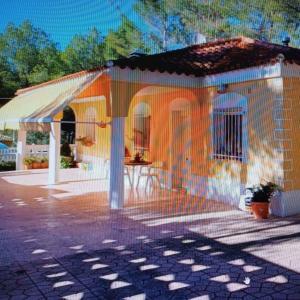 CHALET PARA VIVIR TODO EL AÑO Y MUY CERCA DE YECLA