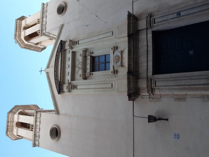 BAJO COMERCIAL DE 250 MTS. A PIE DE CALLE Y EN YECLA