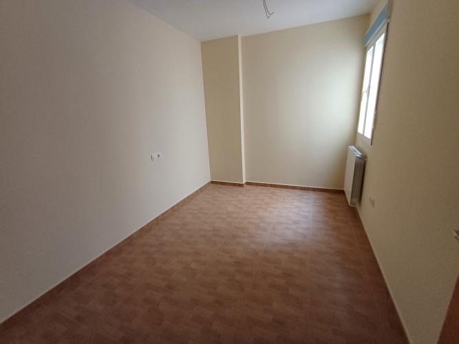 PISOS NUEVOS CENTRICOS Y EN YECLA