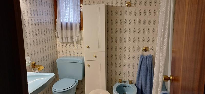 PISO MUY CENTRICO CON ASCENSOR Y EN YECLA