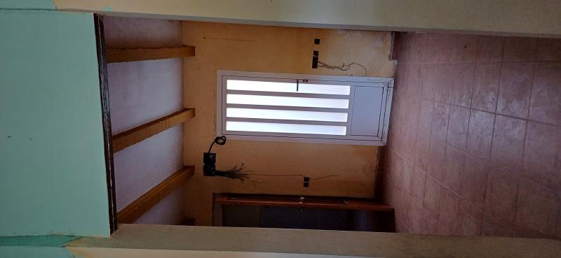 CASA PARA ACABAR DE OBRA ZONA DE LA IGLESIA VIEJA Y EN YECLA