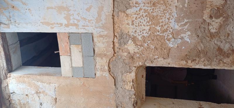 CHALET ADOSADO PARA ARREGLAR Y EN YECLA