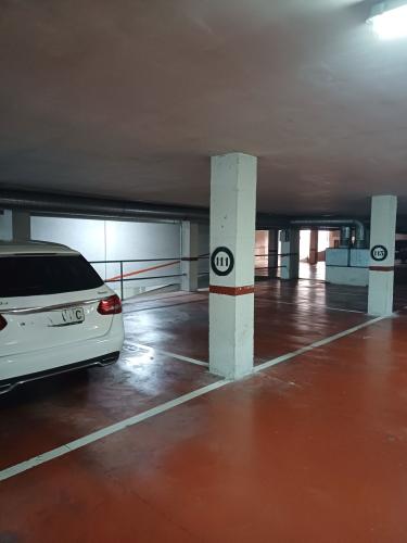 PLAZA DE GARAJE GRANDE CERCA DEL HOSPITAL DE YECLA