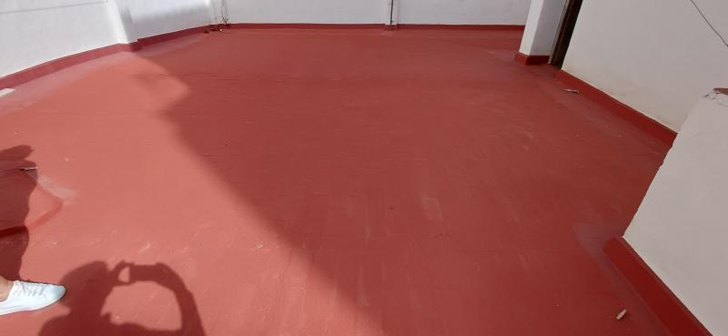 PISO GRANDE CERCA DE PLAZA DE SAN CAYETANO EN YECLA