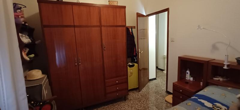 PISO GRANDE CERCA DE PLAZA DE SAN CAYETANO EN YECLA