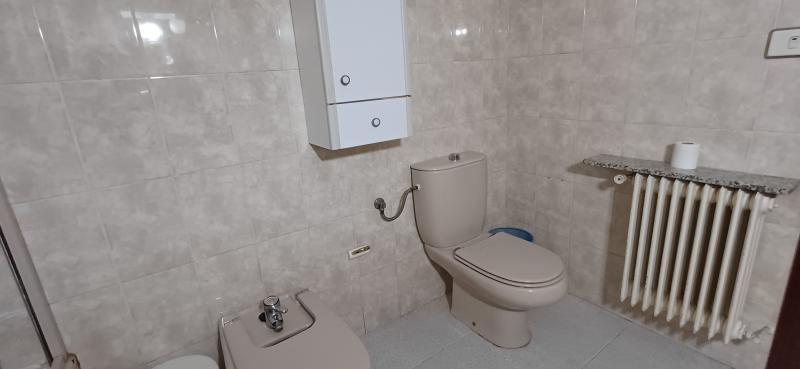 DUPLEX INDEPENDIENTE JUNTO A LA PLAZA DE SAN CAYETANO Y EN YECLA