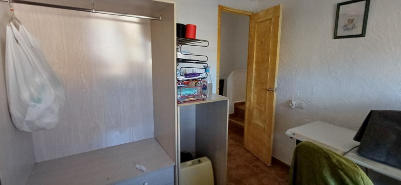 CASA INDEPENDIENTE CERCA DEL AYUNTAMIENTO DE YECLA