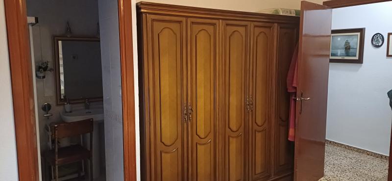 PISO GRANDE CON ASCENSOR SUPER CENTRICO Y EN YECLA