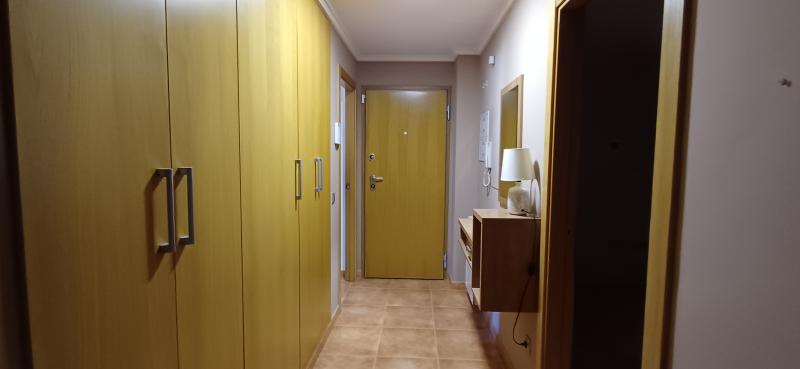 PISO MUY NUEVO EN ZONA PLAZA DE TOROS Y EN YECLA