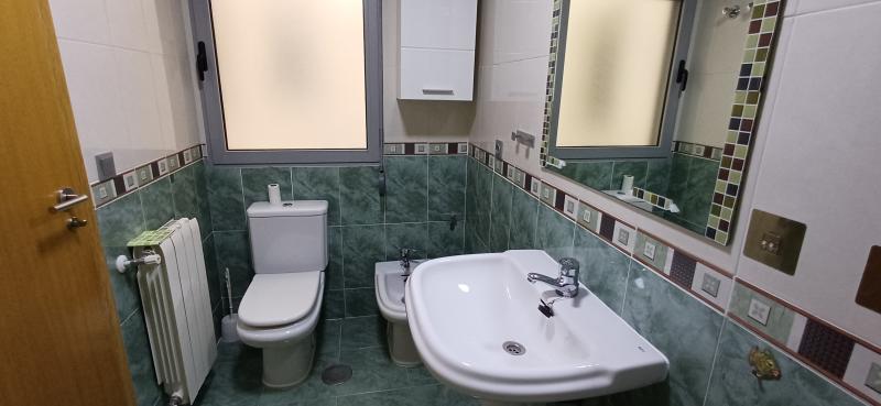 PISO MUY NUEVO EN ZONA PLAZA DE TOROS Y EN YECLA