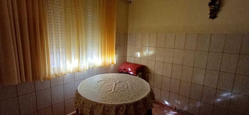 CASA PARA ENTRAR A VIVIR CERCA DEL AYUNTAMIENTO DE YECLA