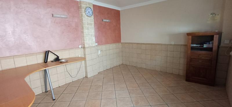 LOCAL COMERCIAL CON 34 METROS EN YECLA