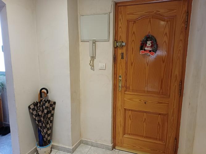 PISO REFORMADO CON MUEBLES CENTRICO Y EN YECLA