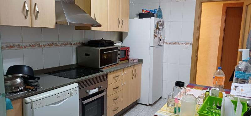 PISO REFORMADO CON MUEBLES CENTRICO Y EN YECLA