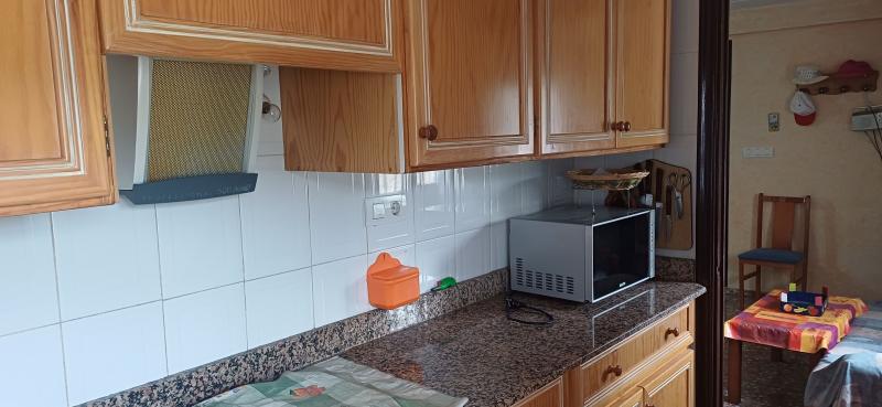 CHALET AMUEBLADO CERCA PARA VIVIR Y DE YECLA 