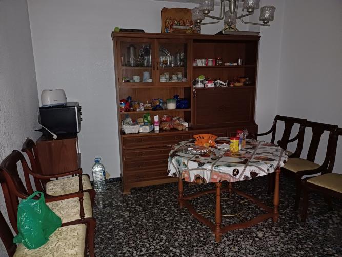 PISO REFORMADO EN ZONA MUY TRANQUILA DE YECLA