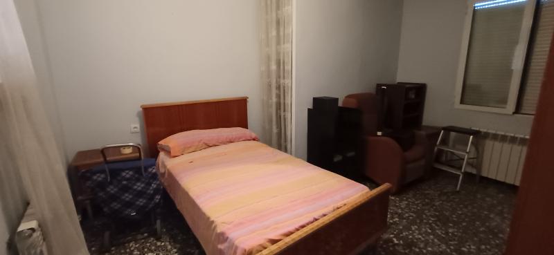 PISO REFORMADO EN ZONA MUY TRANQUILA DE YECLA