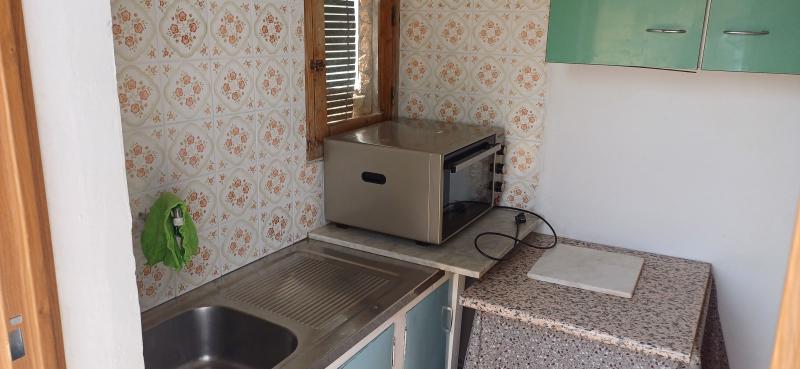 CHALET MUY CERCA DE YECLA, CON PISCINA Y AMUEBLADO