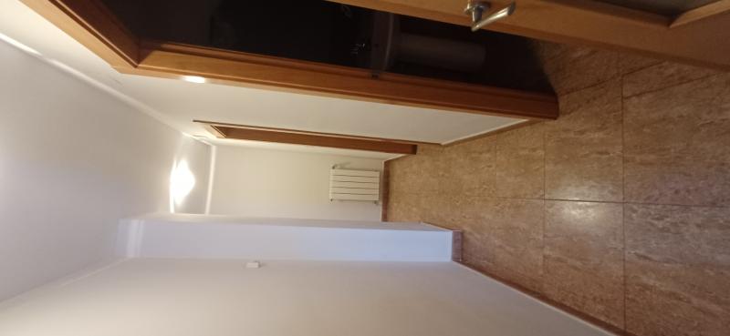 VIVIENDA EN ESQUINA CON TERRAZA GRANDE Y CENTRICA EN YECLA